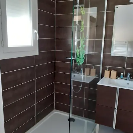 Privee Au Coeur D'une Pinede Dans Un Quartier Residentiel 3*
